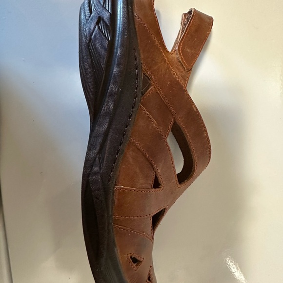 Bionica Tan Leather Cut-Out Sandals Velcro Closure 8.5 M - Picture 4 of 5